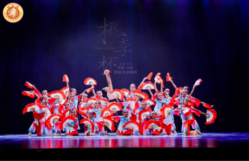 长二栢：长二学子荣膺“桃李杯”最高奖 非遗舞蹈晋级央视展演